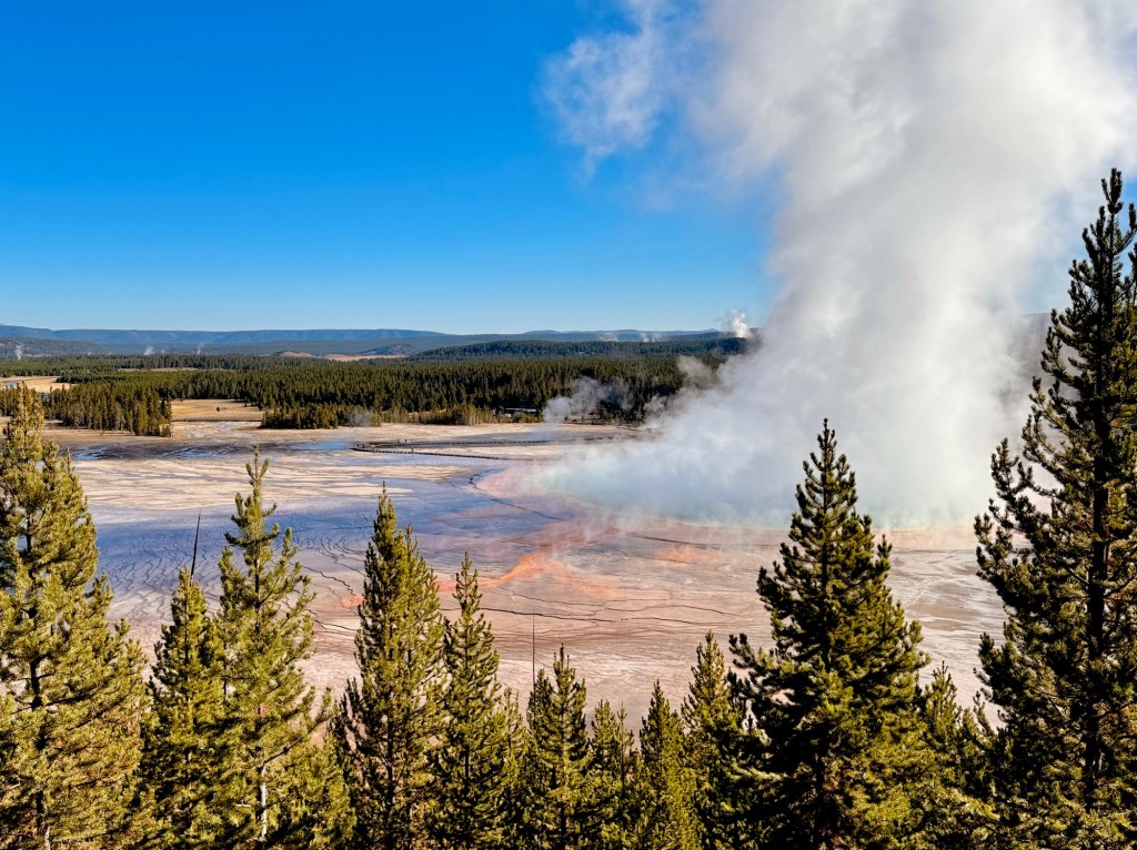 Yellowstone: Grand Prismatic Spring & Old&nbsp;Faithful